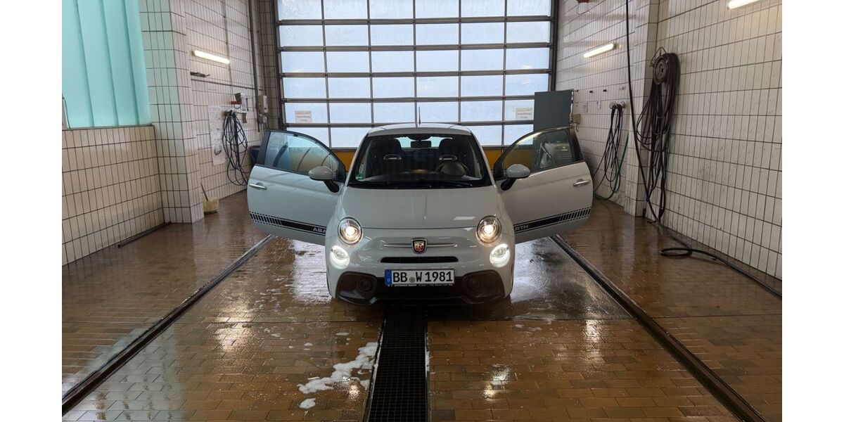 Abarth 595 33.500 km 18.100 &euro; Weissach 71287