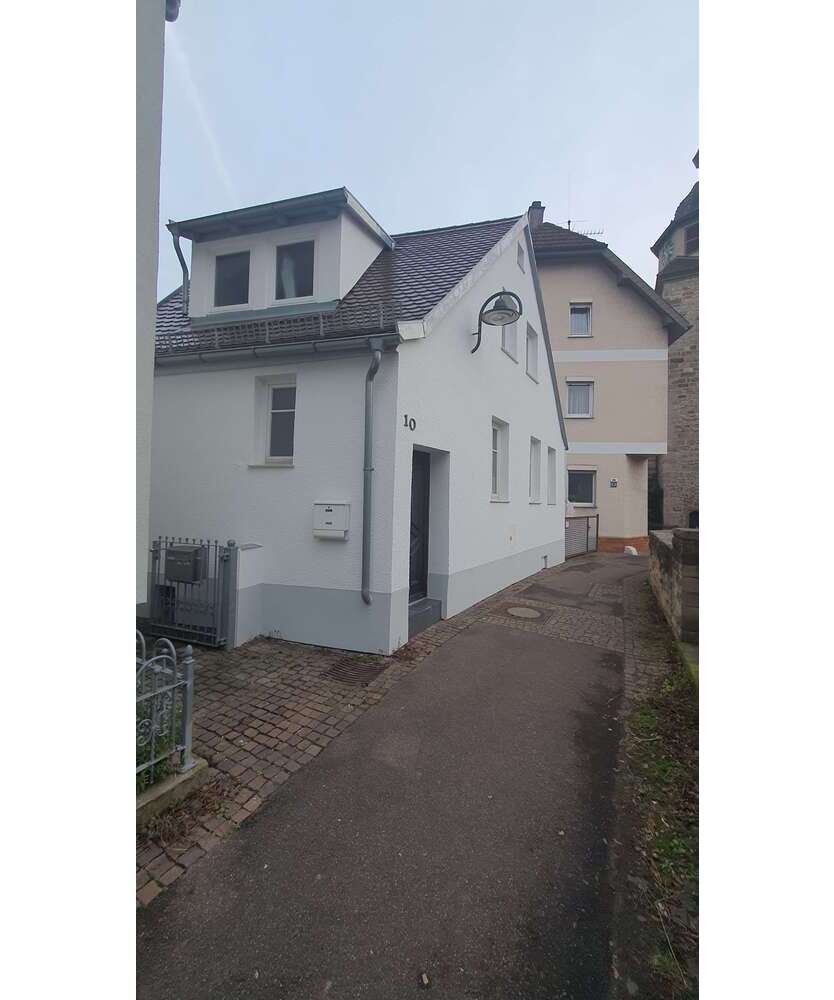 Haus zum Kaufen in Stuttgart 359.000 € 80 m²
