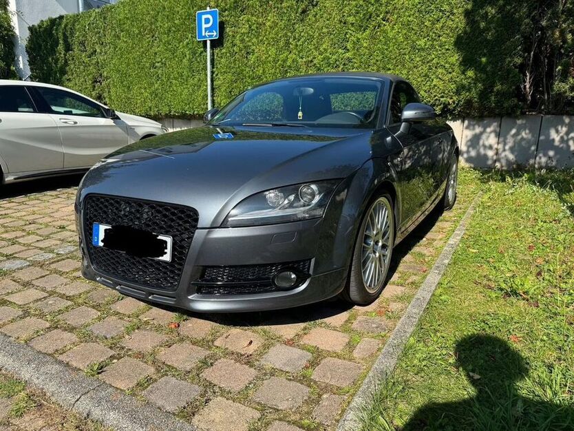 TT