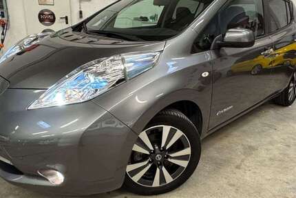 Nissan Leaf 54.443 km 8.999 € Holzgerlingen 71088