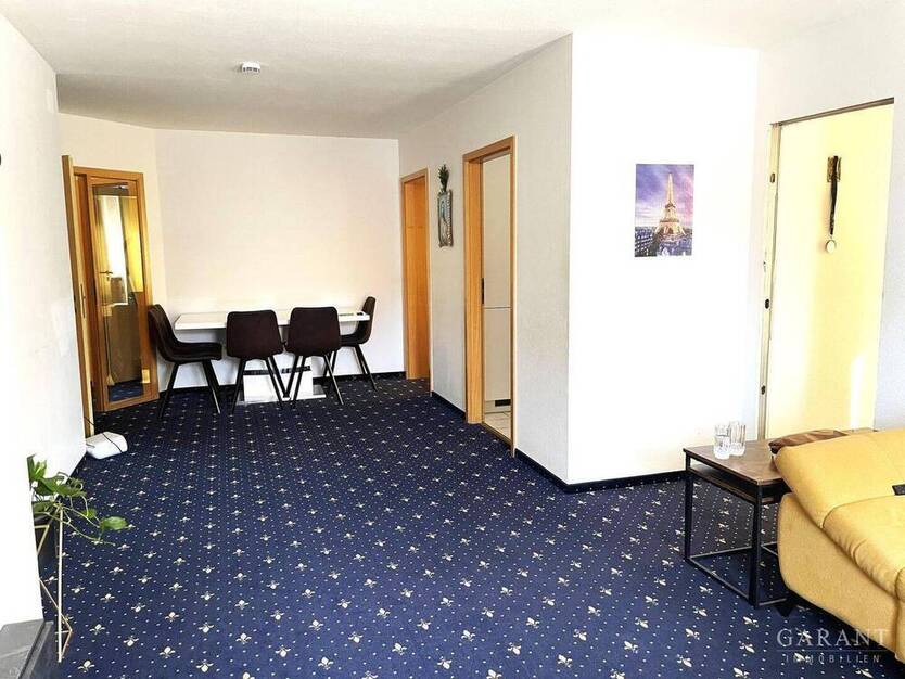 * Attraktiv * Familienfreundlich * Tolle Lage * 3,5 Zimmer * zwei Balkone * Tiefgarage *