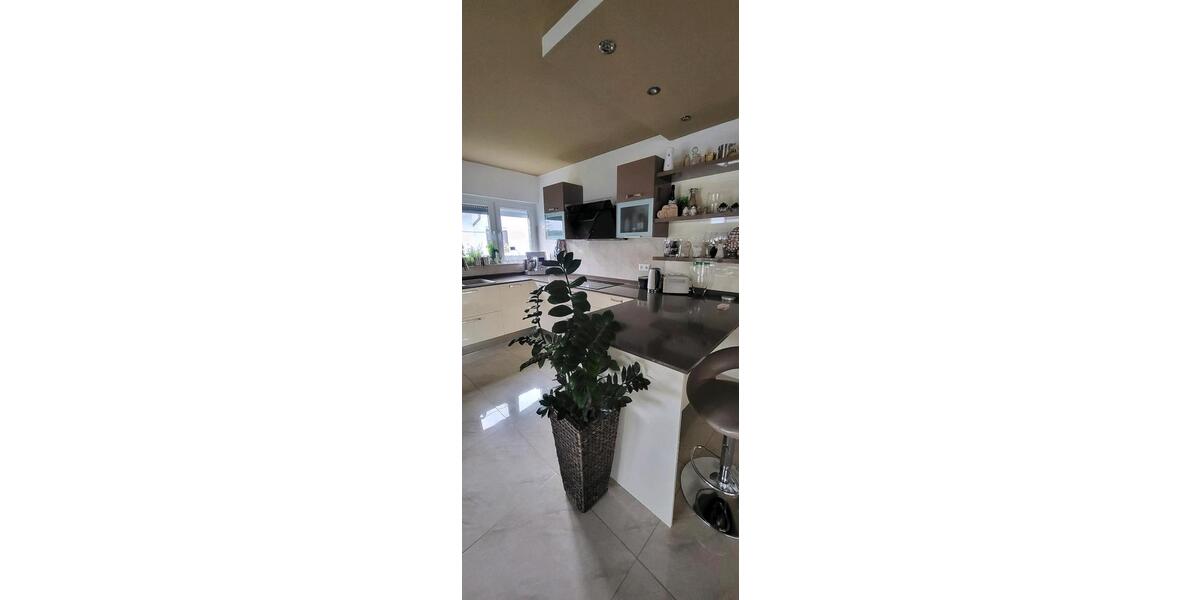 Mehrfamilienhaus, Wohnhaus Vaihingen an der Enz - 8 Zimmer, 220 m&sup2;, 745.000&euro; | Angebot:26183916