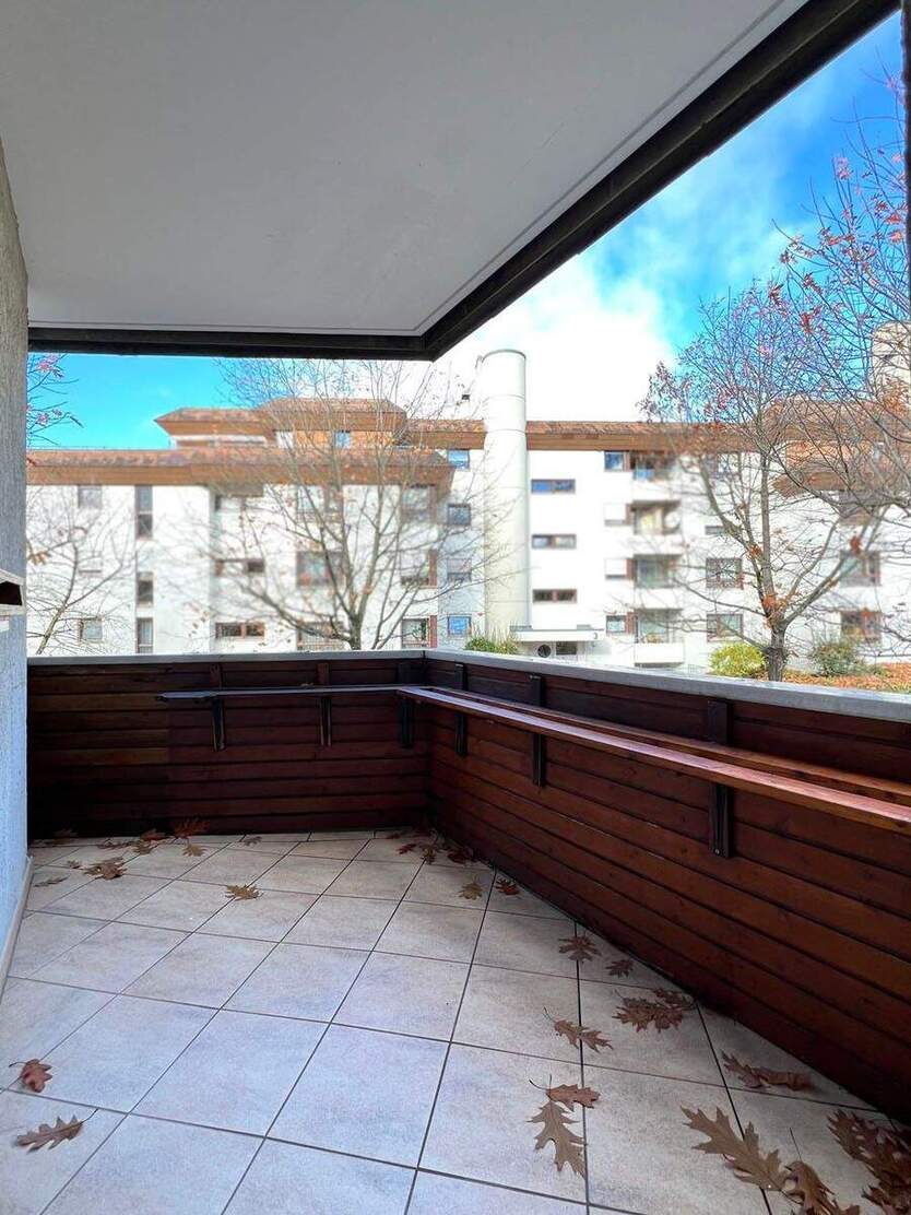 Großzügige 3,5-Zimmerwohnung mit 2 Balkonen und TG-Stellplatz 3 zimmer