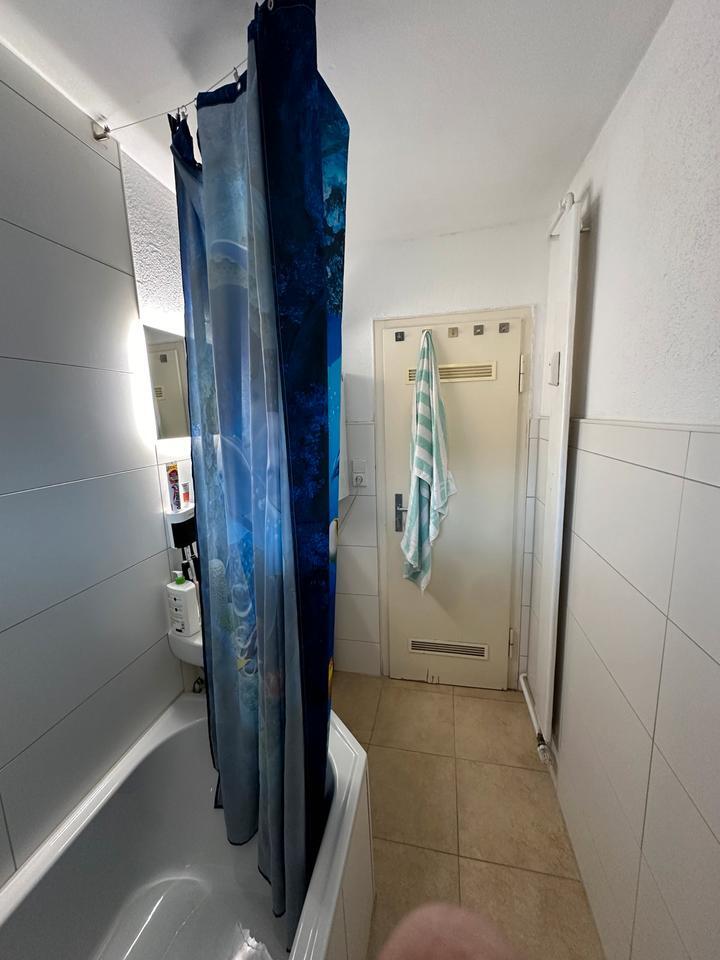 Helle 2-Zimmer-Wohnung mit Balkon und Stellplatz in Ludwigsburg zimmer