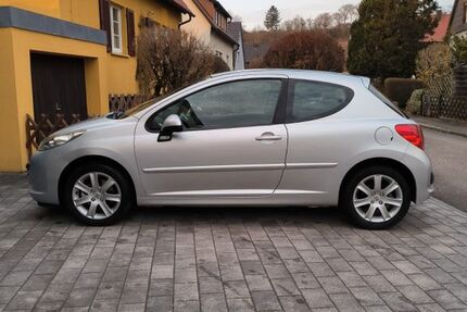 Peugeot 207 124.800 km 3.100 &euro; Weinstadt 71384
