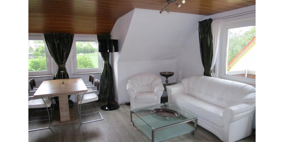 Dachgeschoßwohnung Ludwigsburg Eglosheim - 3 Zimmer, 71 m&sup2;, 1.400&euro; | Angebot:26577710
