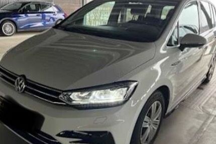 VW Touran 118.992 km 18.990 &euro; Sindelfingen 71065