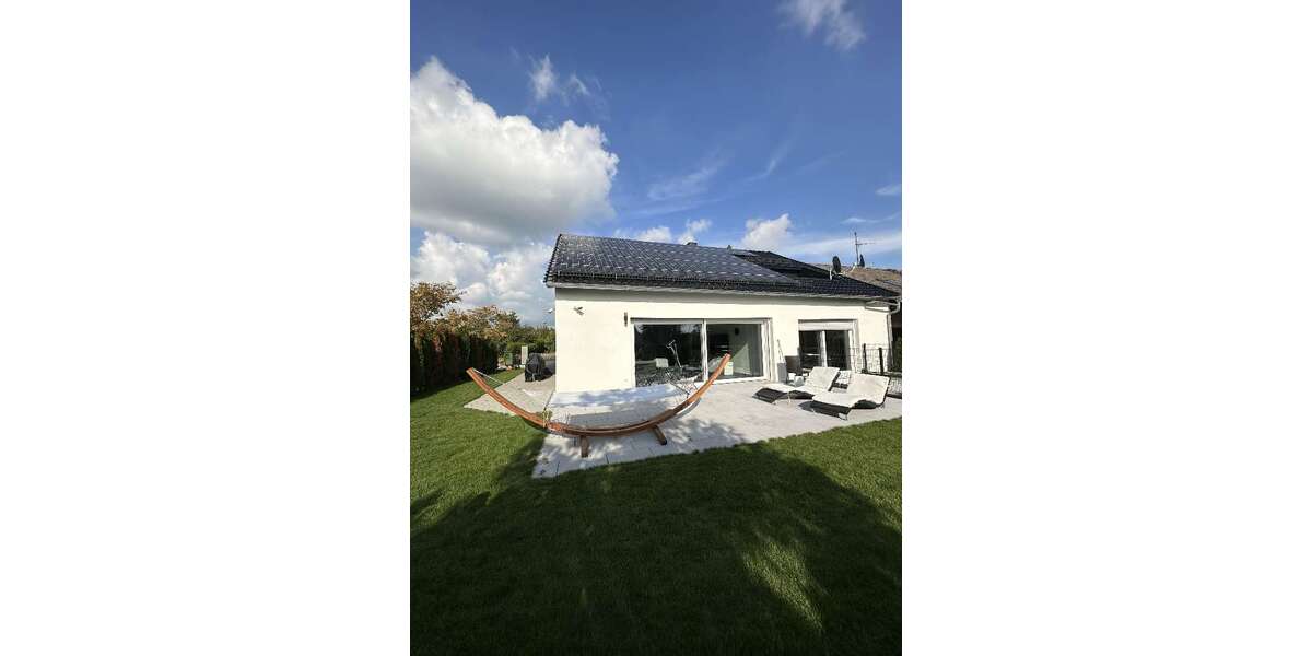 Haus zum Kaufen in Korntal-Münchingen 1.355.000 € 222 m² 5 zimmer