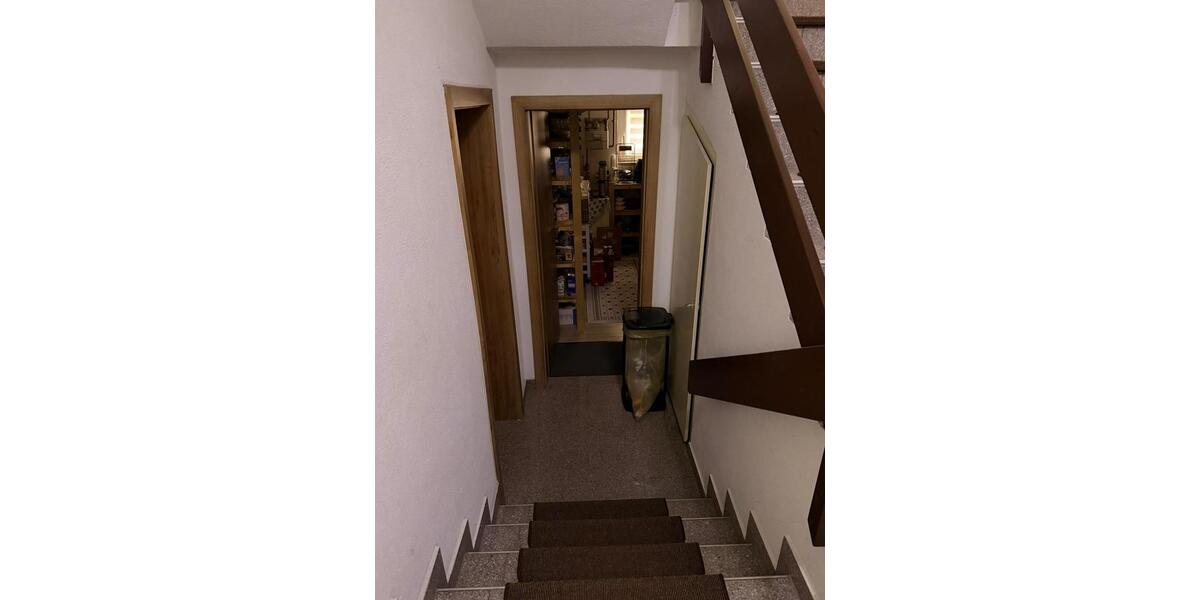 Reihenhaus Stuttgart Hedelfingen - 7 Zimmer, 125 m&sup2;, 750.000&euro; | Angebot:26187006