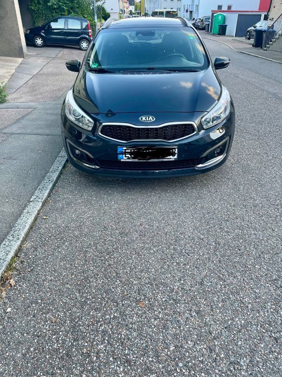 Kia ceed / Ceed 127.100 km 12.900 € Esslingen 73732