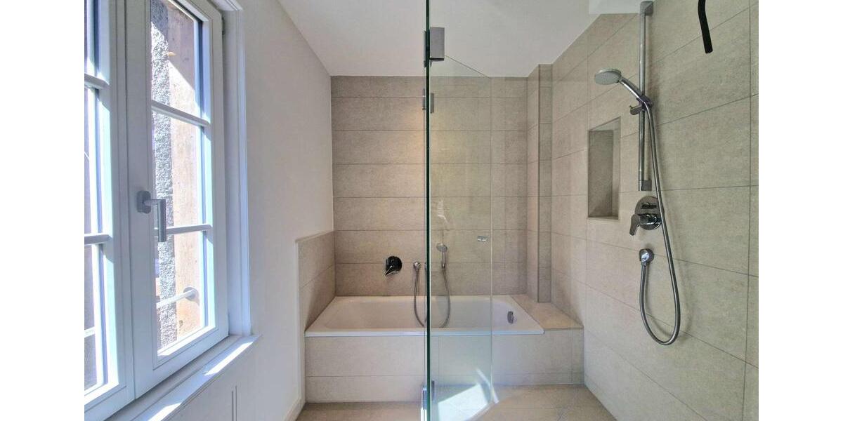 Dachgeschoßwohnung Stuttgart Stuttgart-West - 3 Zimmer, 95 m&sup2;, 1.960&euro; | Angebot:26532461