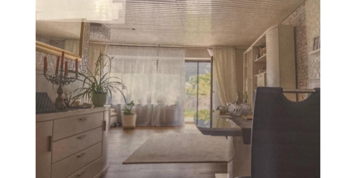 Reihenhaus Riederich - 8 Zimmer, 144 m&sup2;, 550.000&euro; | Angebot:24459700