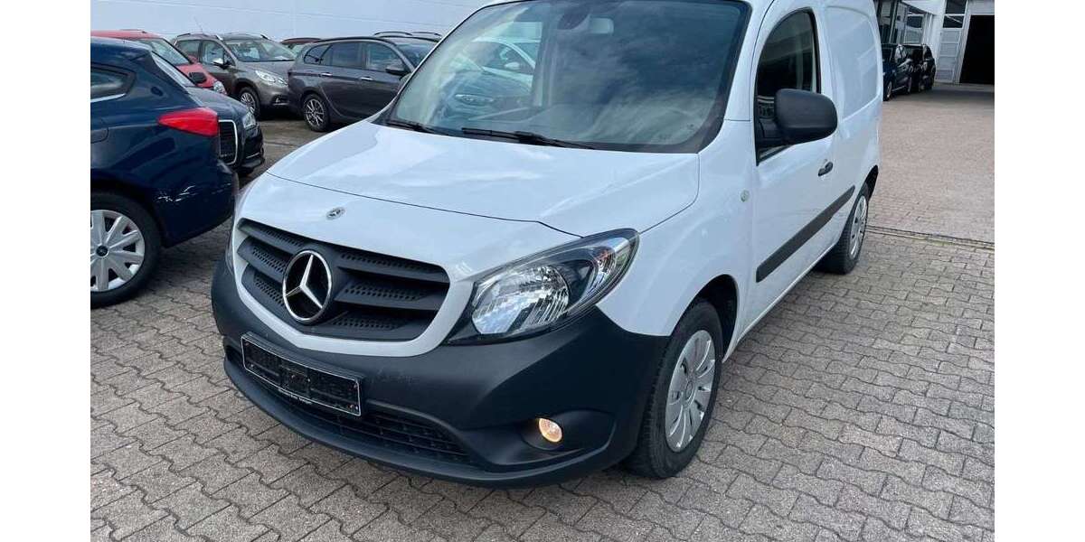 Mercedes-Benz Citan 123.265 km 8.995 € Stuttgart 70597
