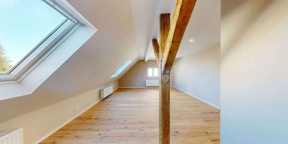 Haus zum Kaufen in Stuttgart 620.000 € 196 m² 6 zimmer