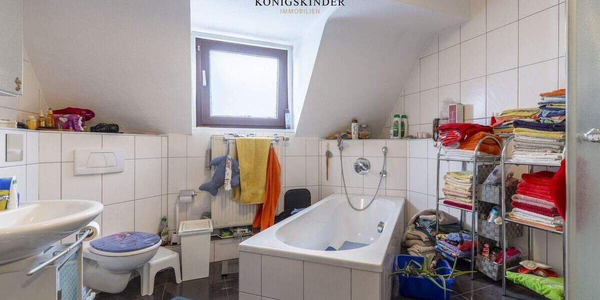Einfamilienhaus Besigheim - 1 Zimmer, 297 m&sup2;, 875.000&euro; | Angebot:24341499