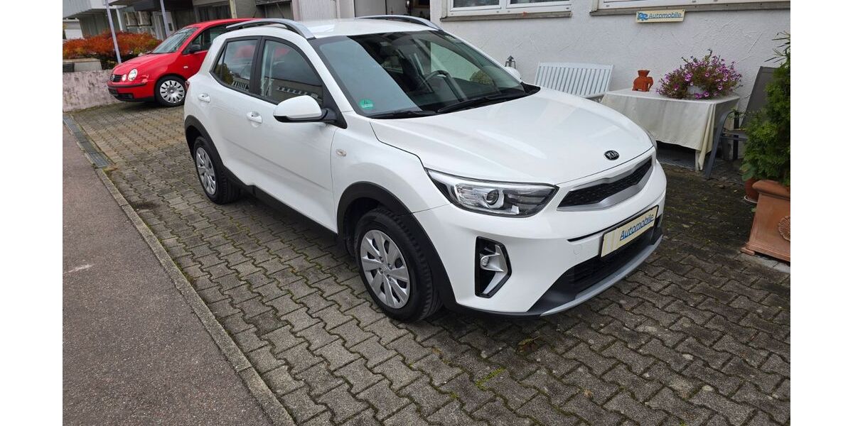 Kia Stonic 43.000 km 12.898 € Winterbach 73650