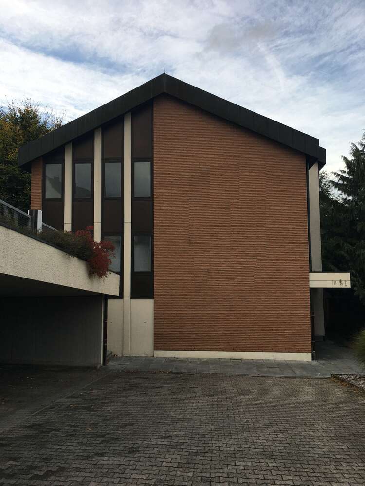 Haus zum Kaufen in Uhingen 849.000 € 467 m²
