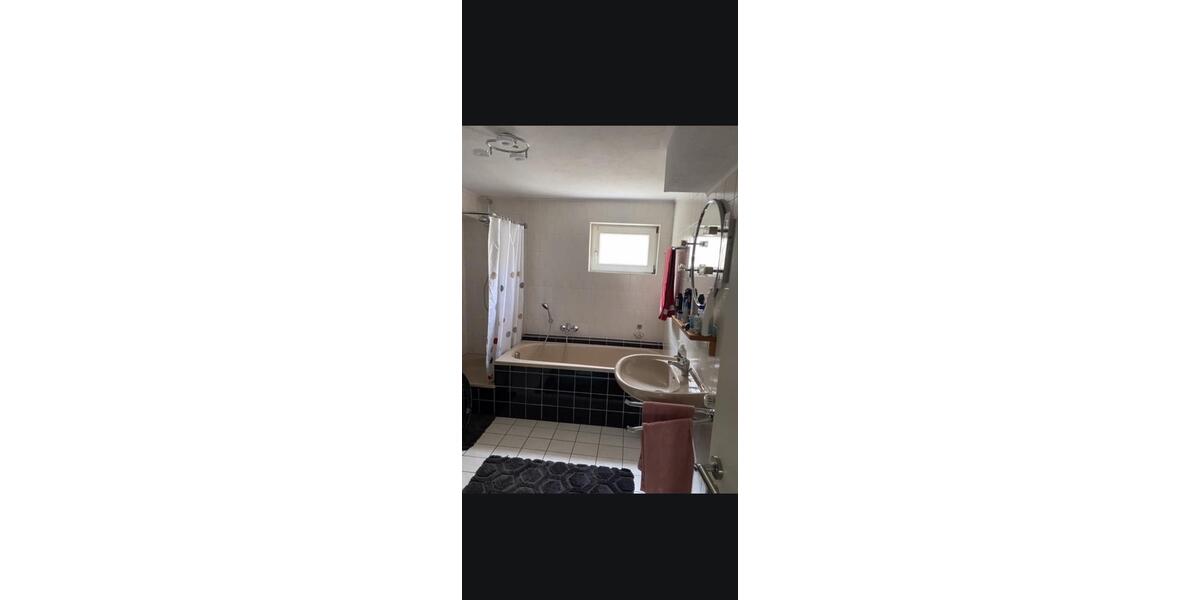 Erdgeschoßwohnung Leonberg - 2 Zimmer, 72 m&sup2;, 289.000&euro; | Angebot:24758111