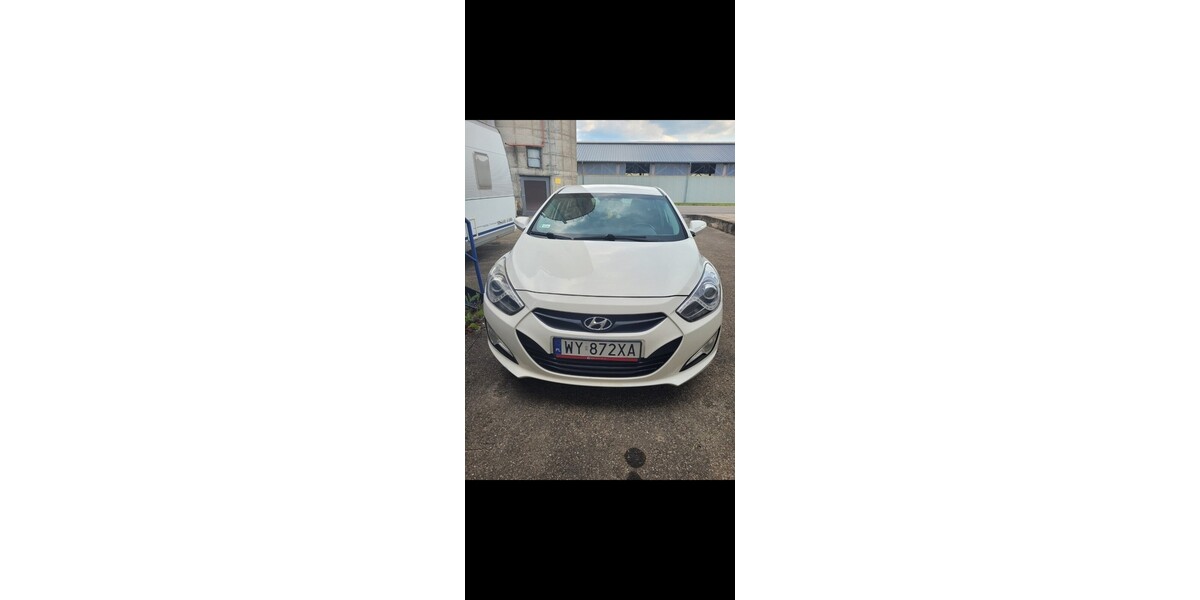 Hyundai i40 162.000 km 5.200 € Stuttgart 70173