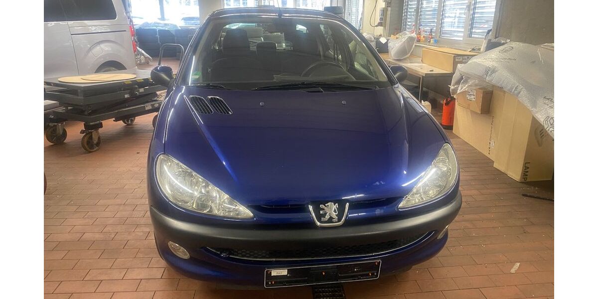 Peugeot 206 79.100 km 2.490 € Stuttgart 70439