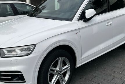 Audi Q5 90.684 km 33.500 € Stuttgart 70567