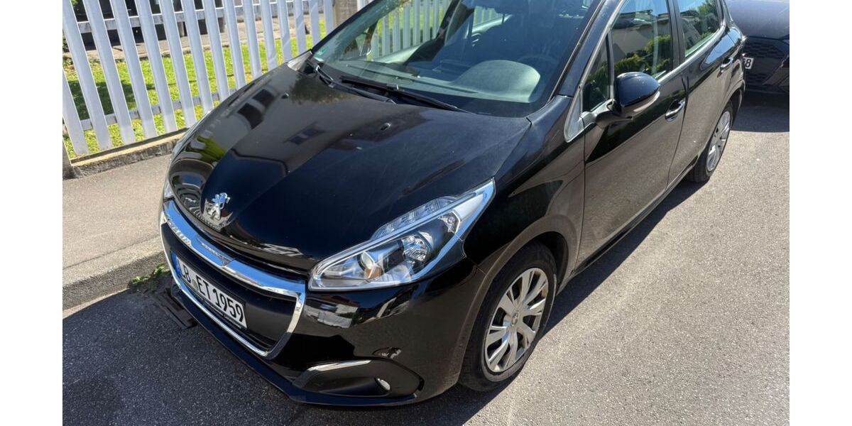 Peugeot 208 55.000 km 4.990 &euro; Stuttgart 70178