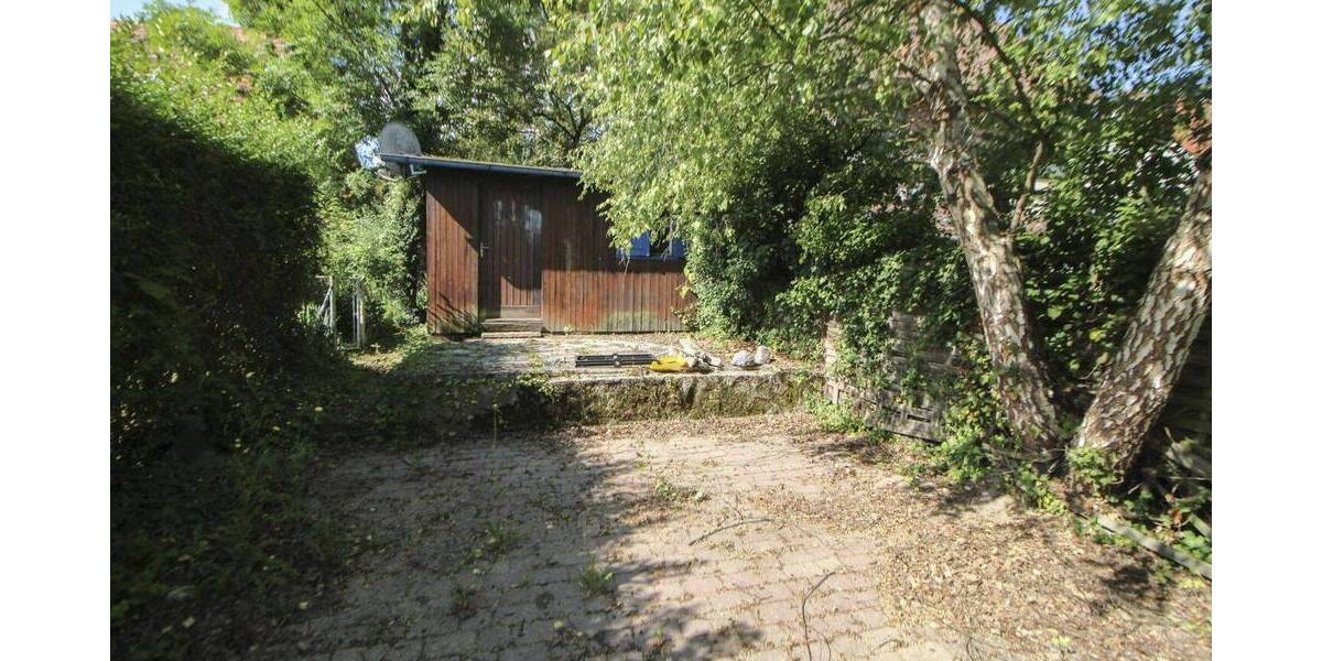Doppelhaushälfte Stuttgart Weilimdorf - 7 Zimmer, 170 m&sup2;, 399.000&euro; | Angebot:26752527