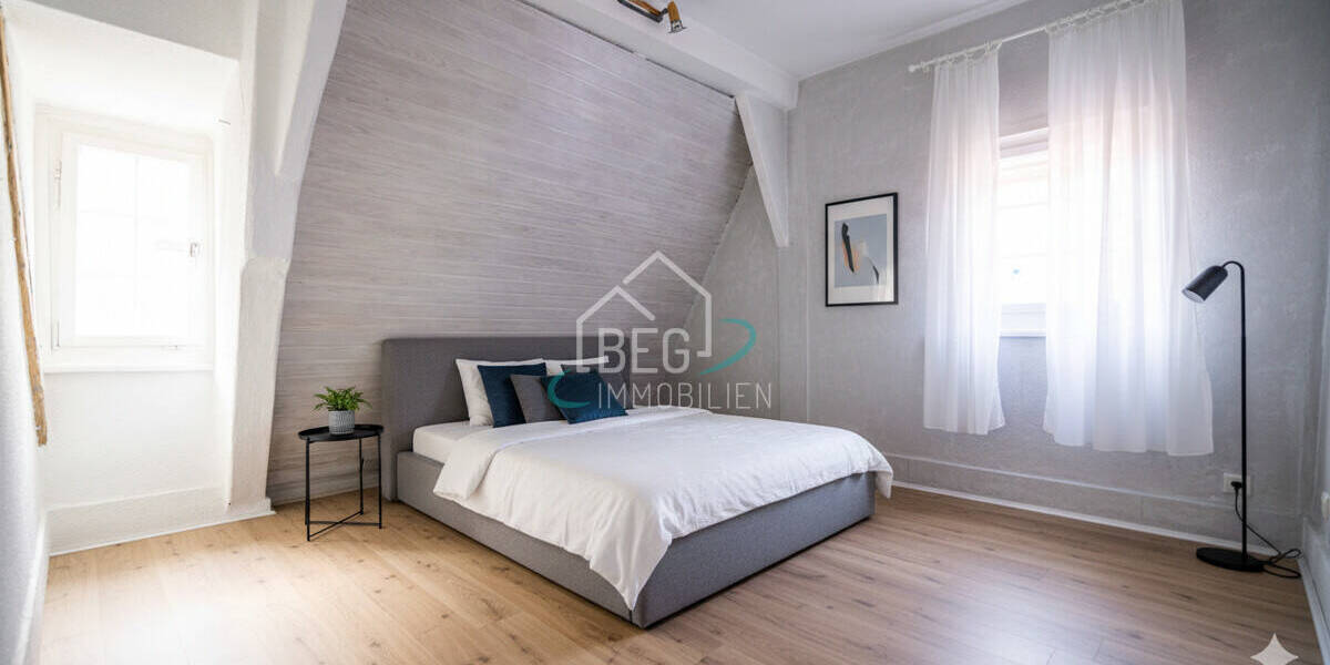 Etagenwohnung Esslingen am Neckar Stadtmitte - 4 Zimmer, 103 m&sup2;, 324.900&euro; | Angebot:26244026