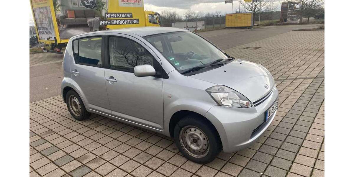 Daihatsu Sirion 104.000 km 1.499 &euro; Schwieberdingen 71706