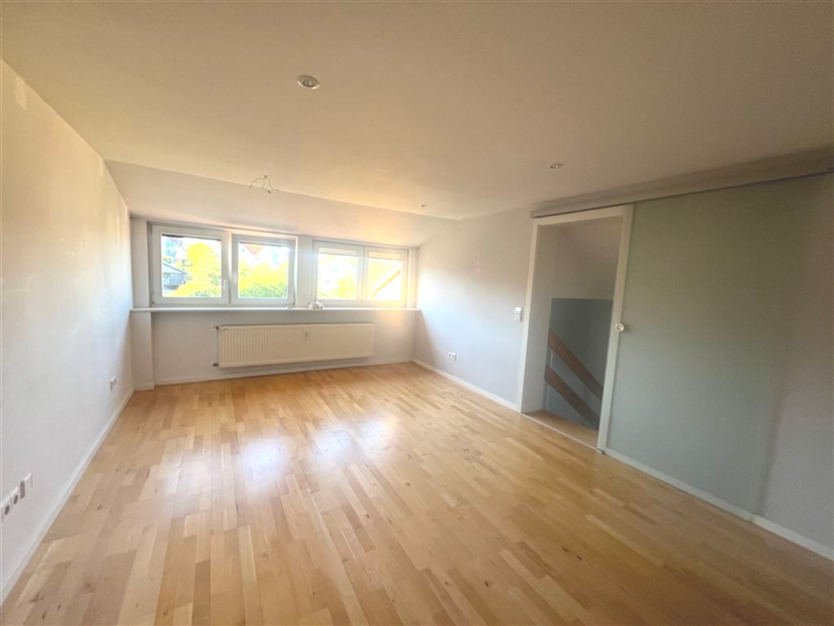 Einzigartige Dachgeschoßwohnung in Filderstadt