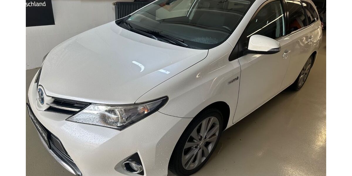 Toyota Auris 350.514 km 5.990 &euro; LEONBERG 71229