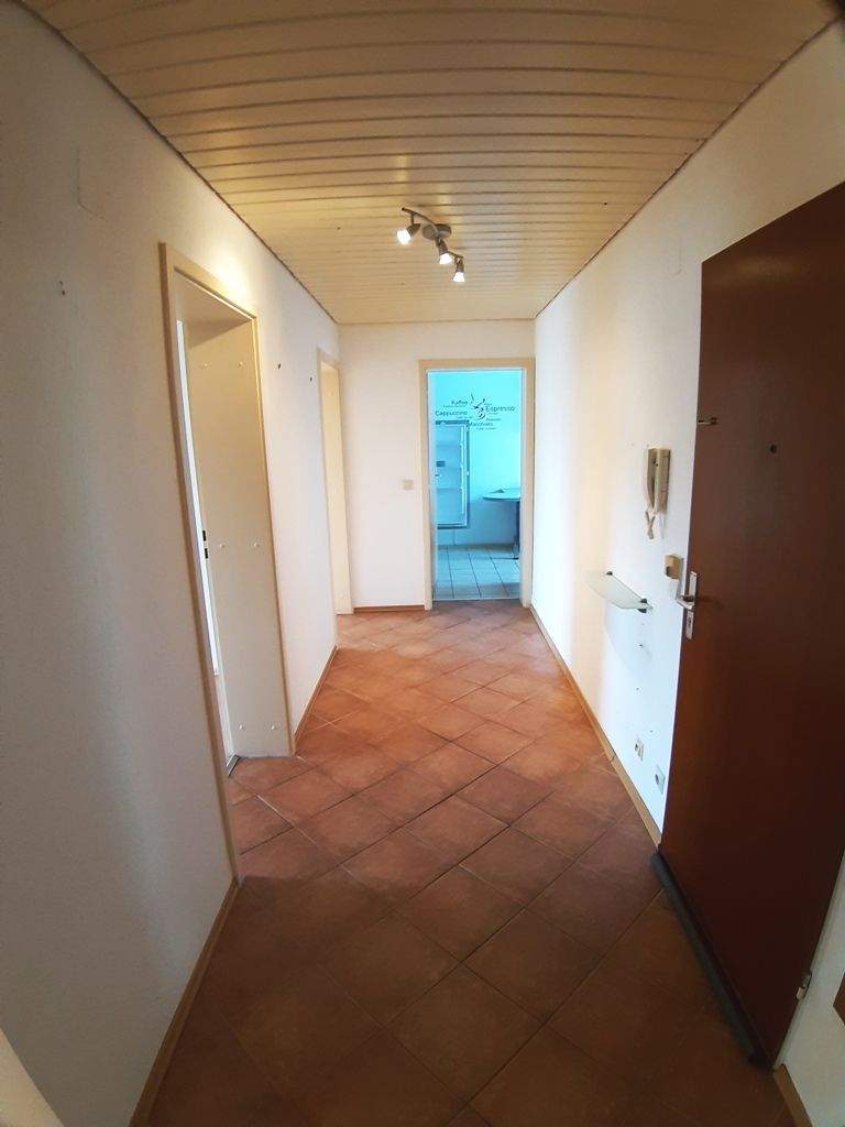 Großzügige 3 Zimmer-Wohnung in energetisch saniertem 3-Familien-Haus! 3 zimmer