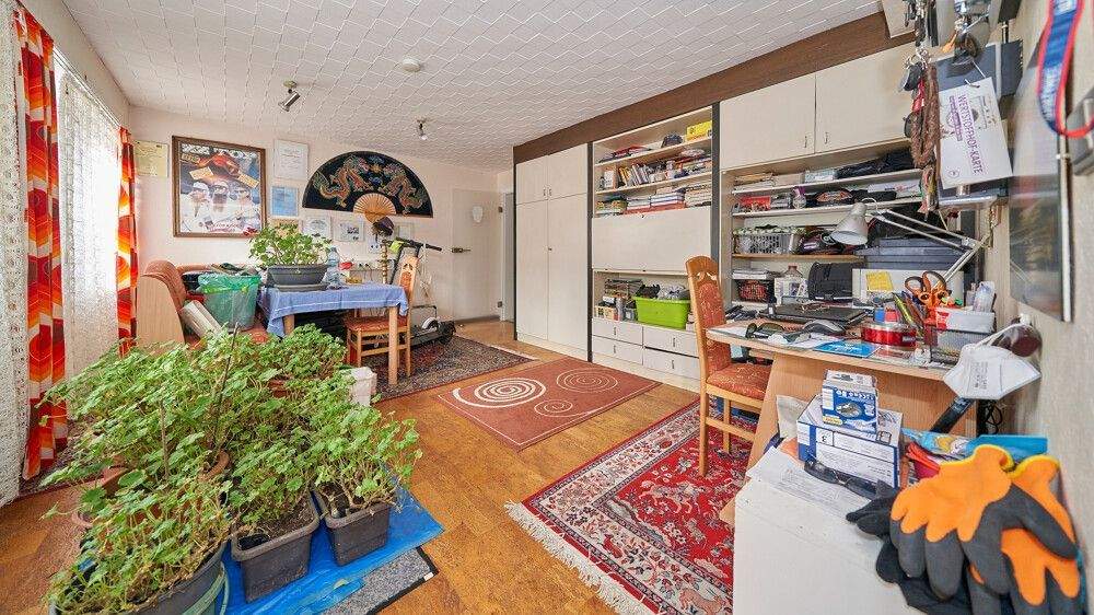 Ansprechendes Einfamilienhaus mit Garten und eigener Garage, in bester Lage von Neckarweihingen! 5 zimmer