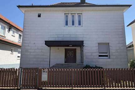 Haus Ebersbach - 4 Zimmer, 107 m&sup2;, 310.000&euro; | Angebot:27160709