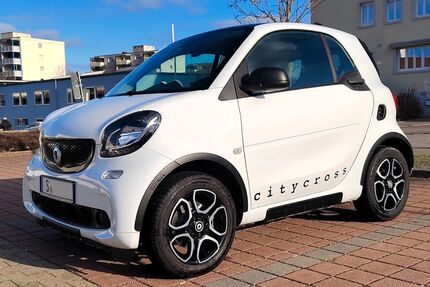 Smart ForTwo 89.000 km 11.750 € Stuttgart 70195