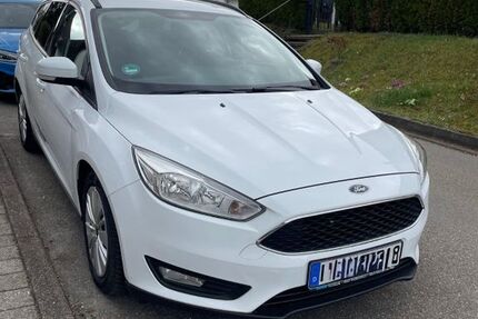 Ford Focus 112.000 km 9.300 &euro; Schwieberdingen 71701