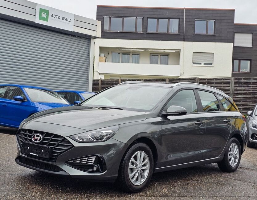 i30