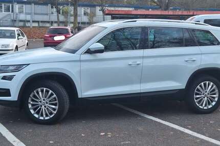 Skoda Kodiaq 122.000 km 22.900 € Stuttgart 70437