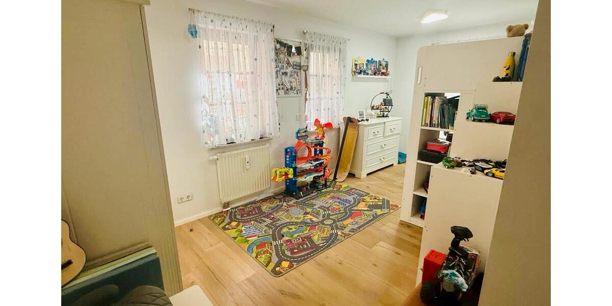 Erdgeschoßwohnung Ludwigsburg Pflugfelden - 4 Zimmer, 99 m&sup2;, 480.000&euro; | Angebot:26276661