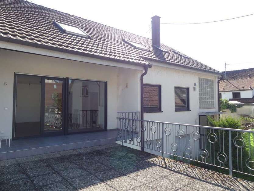 Haus zum Mieten in Freiberg am Neckar 2.400 € 211 m²