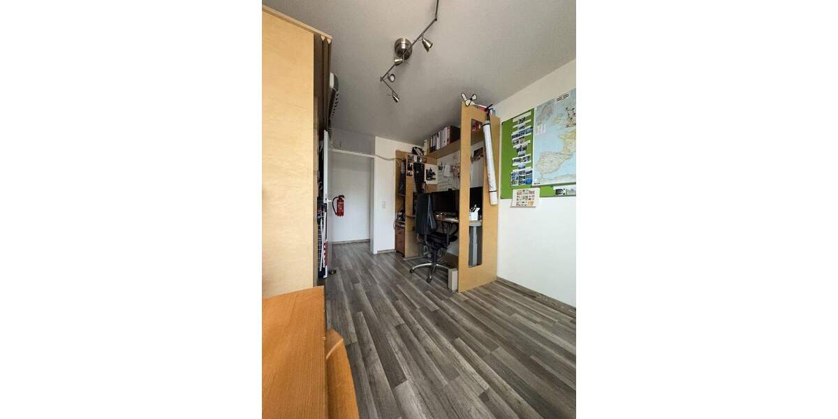 Etagenwohnung Böblingen - 3 Zimmer, 80 m&sup2;, 299.000&euro; | Angebot:25836389