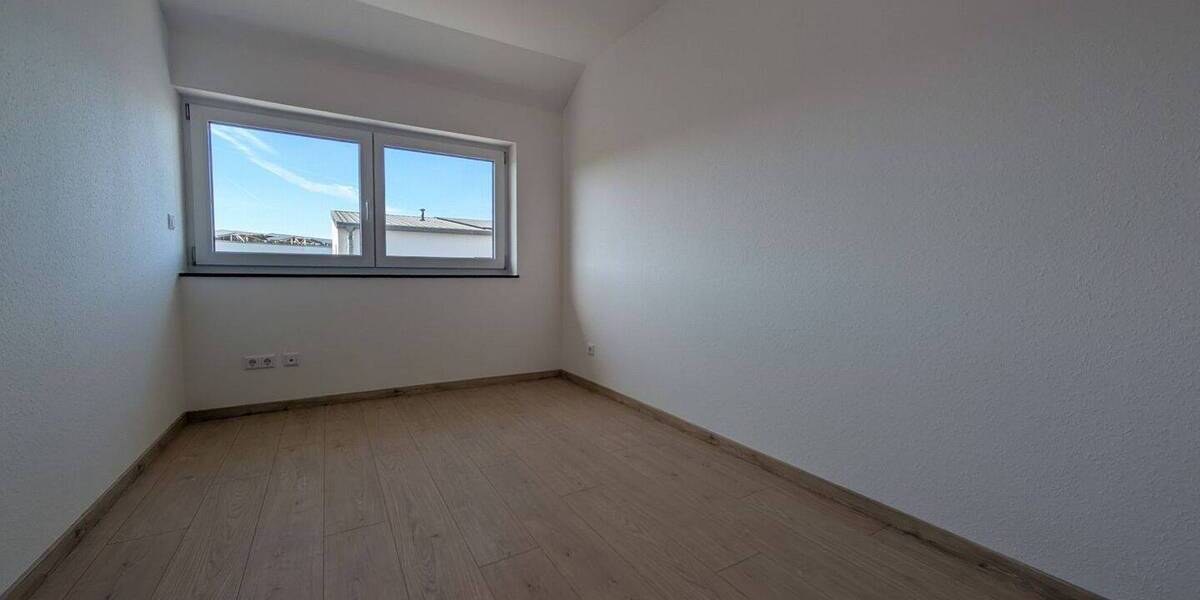 Doppelhaushälfte Gärtringen - 6 Zimmer, 158 m&sup2;, 2.900&euro; | Angebot:26629210
