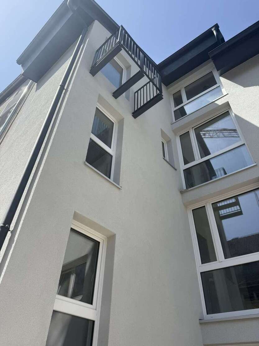 Haus zum Kaufen in Stuttgart 3.499.000 € 587.34 m² 20 zimmer