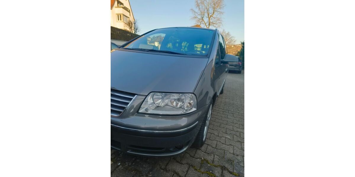 VW Sharan 329.000 km 3.500 &euro; Stuttgart 70199