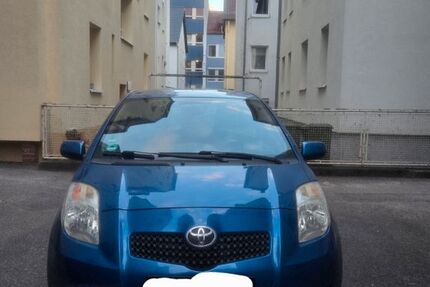 Toyota Yaris 141.000 km 2.699 &euro; Stuttgart 70372