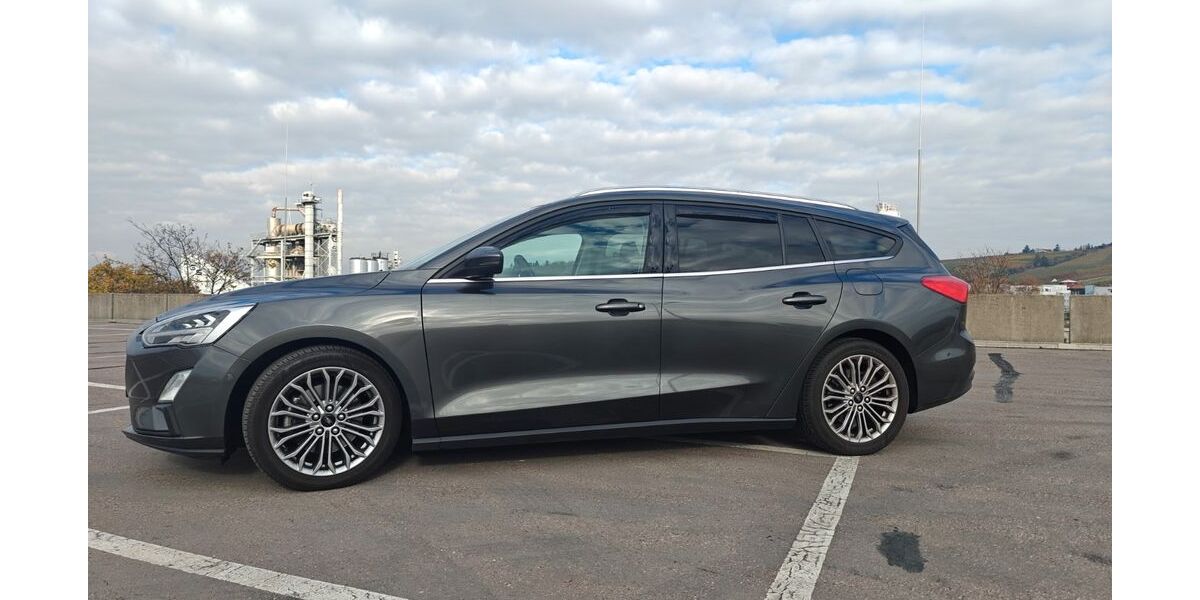 Ford Focus 99.800 km 18.900 &euro; Reichenbach an der Fils 73262