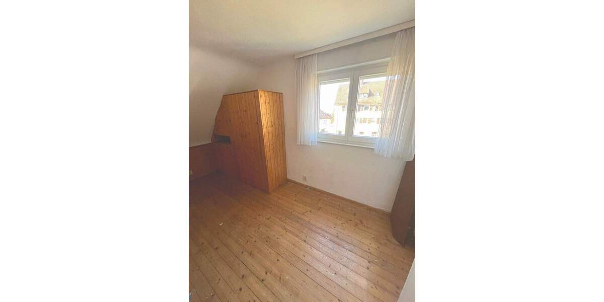 Doppelhaushälfte Stuttgart Luginsland - 7 Zimmer, 134 m&sup2;, 535.000&euro; | Angebot:25696486