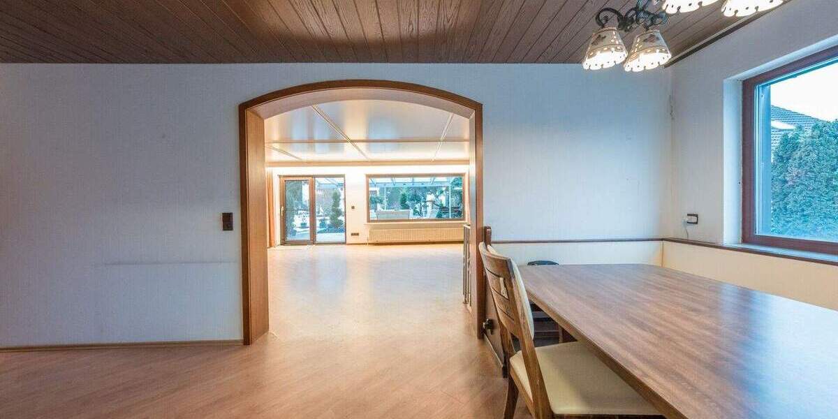 Einfamilienhaus Leutenbach-Weiler zum Stein Weiler zum Stein - 7 Zimmer, 181 m&sup2;, 729.000&euro; | Angebot:24725515