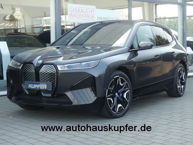 BMW iX 24.890 km 71.890 € Vaihingen / Enz 71665