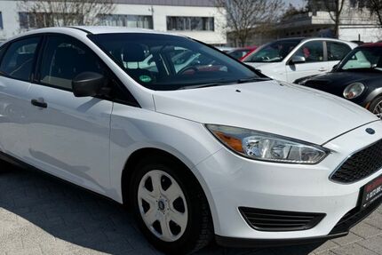 Ford Focus 217.842 km 3.500 € Fellbach 70736
